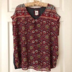 Tiny (Anthropologie) Calais Floral Print Short Sleeve Top Red Gray Size 1X